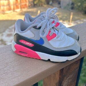 Nike girls shoes